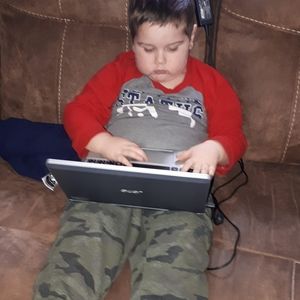 Meet your Posher, Daniela